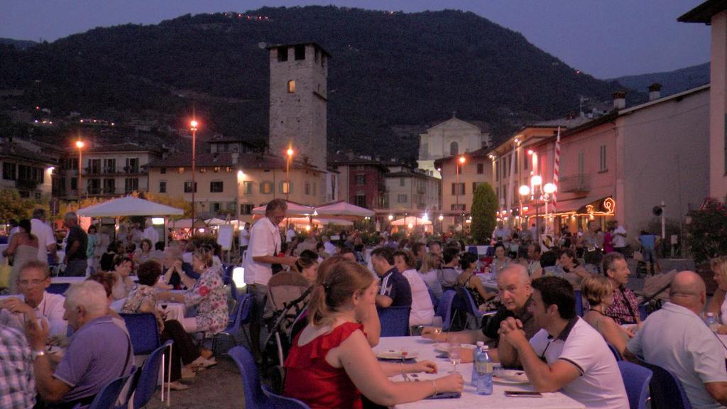 La Casa Nel Borgo Sul Lago ピゾーニェ エクステリア 写真