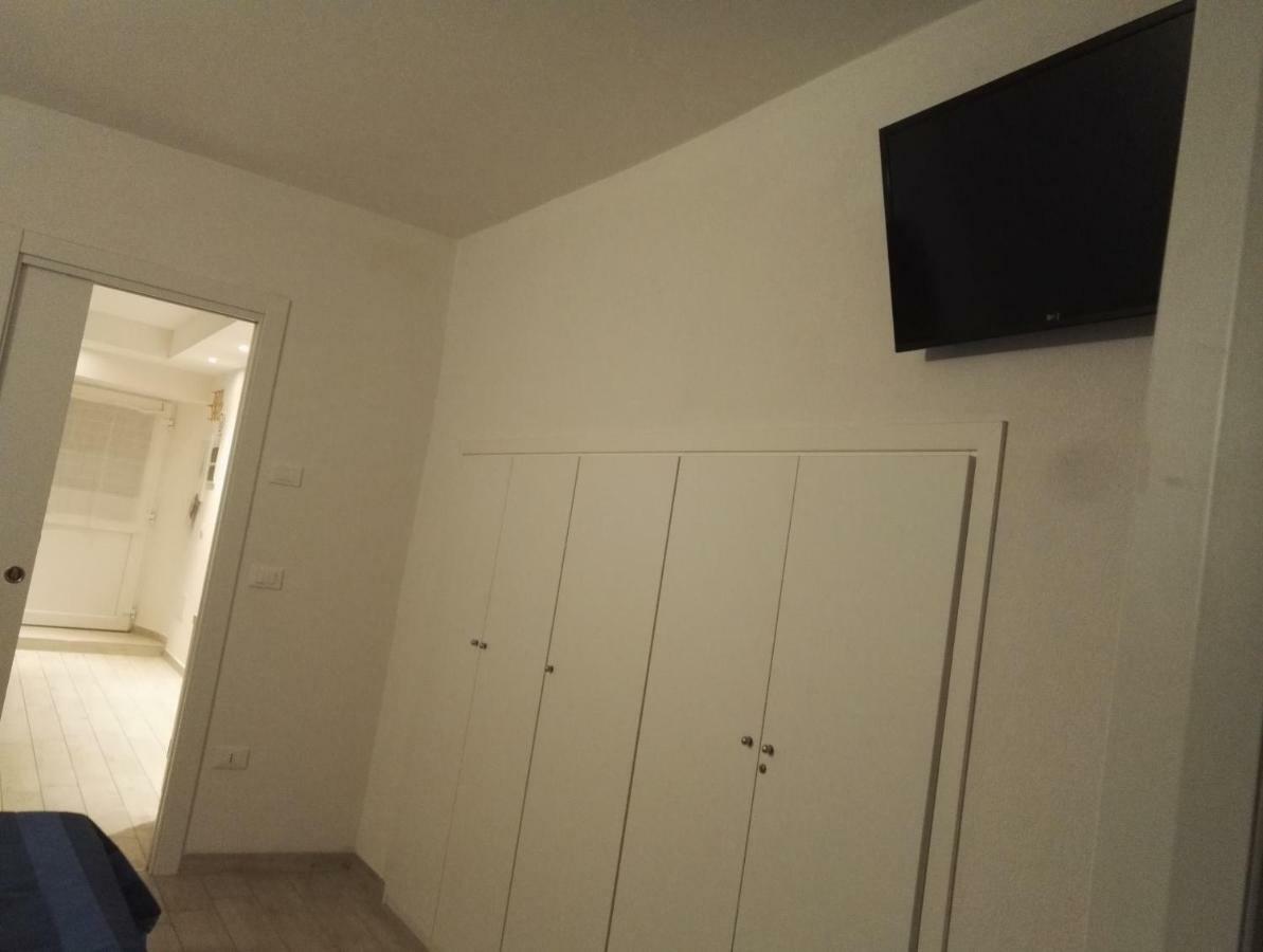 La Casa Nel Borgo Sul Lago ピゾーニェ エクステリア 写真