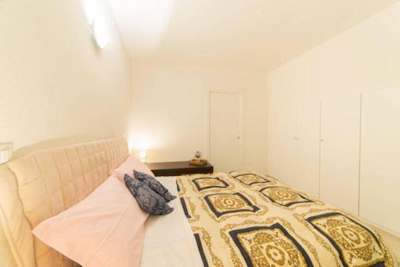La Casa Nel Borgo Sul Lago ピゾーニェ エクステリア 写真